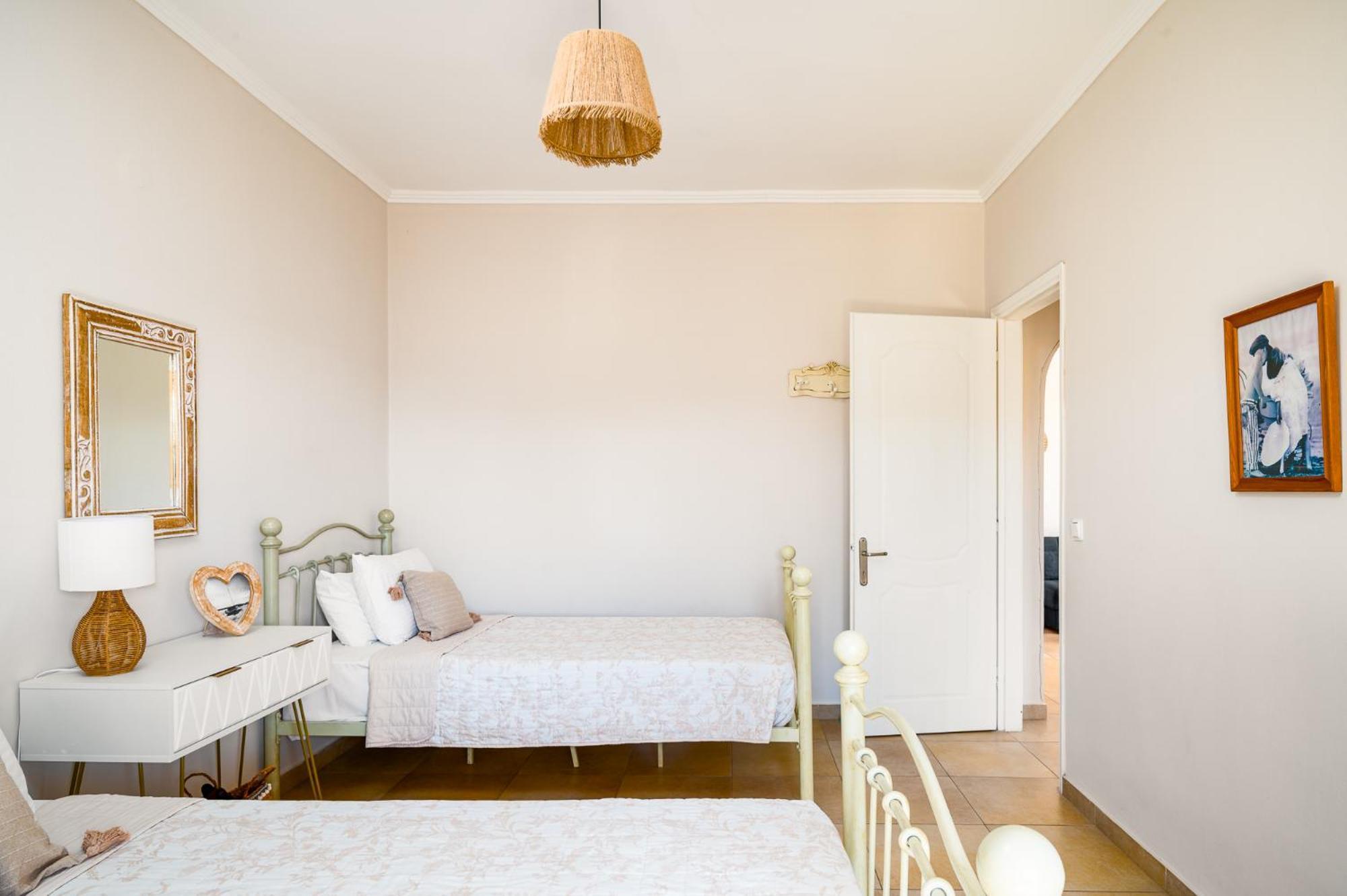 Seaside Ipsos Apartment By Konnect Zewnętrze zdjęcie